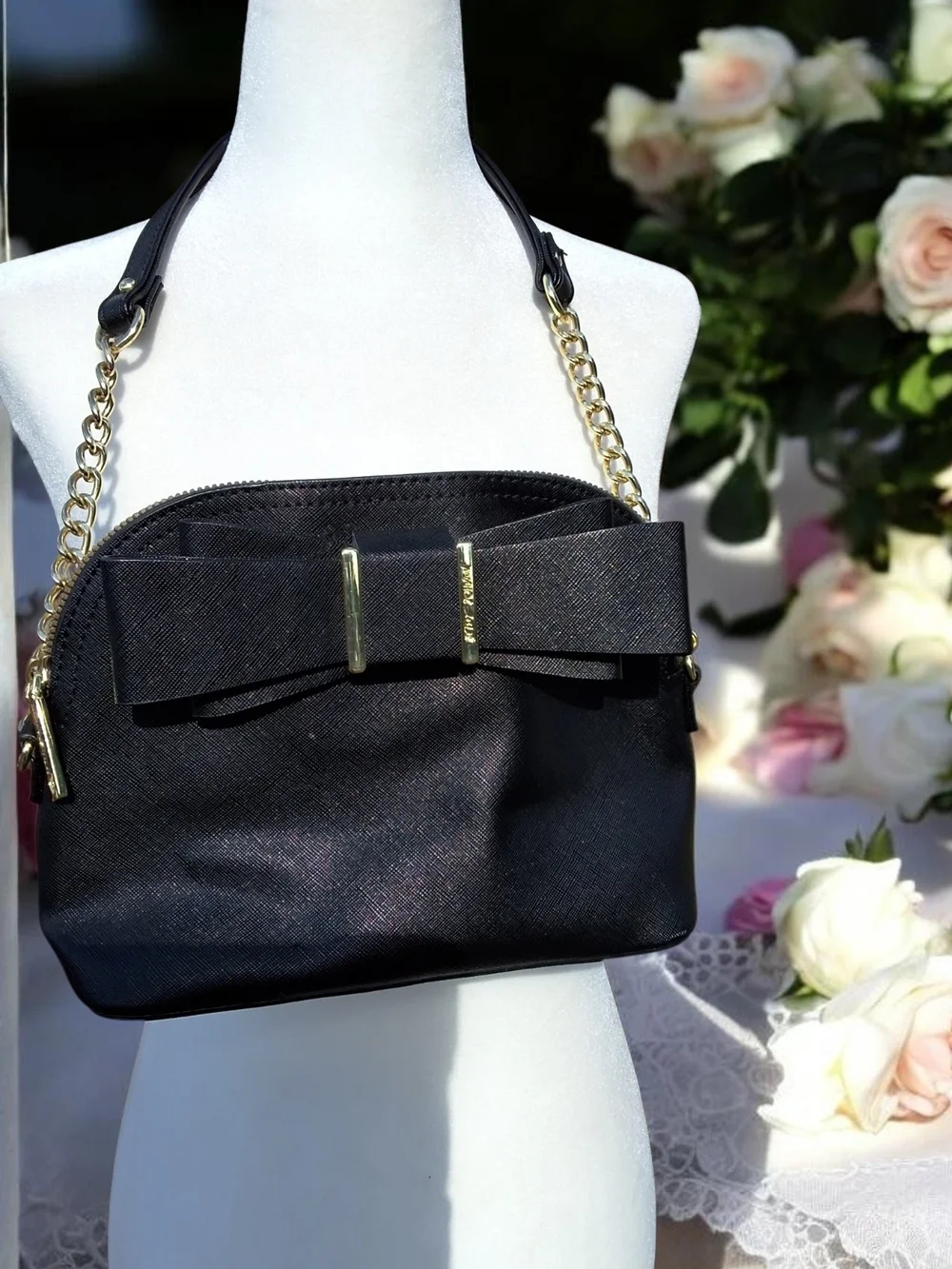 Vintage Betsey Johnson Black Saffiano Bow Dome Crossbody Bag